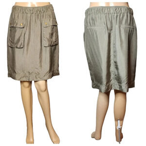 NWT Banana Republic 100% Silk  olive green skirt Stretch waist pockets size 8